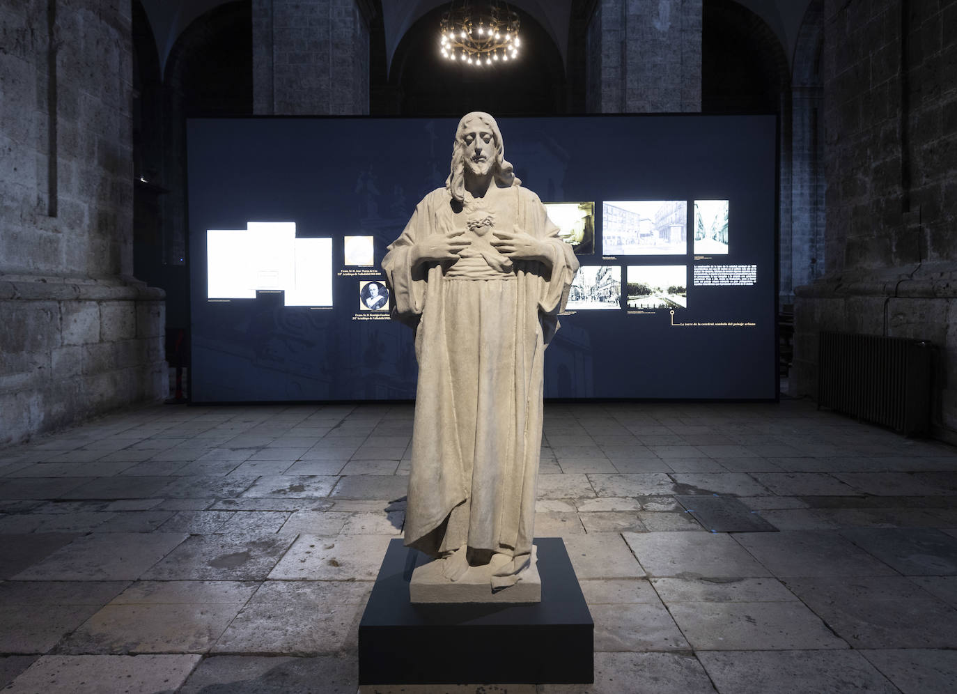 Las imágenes de la exposición &#039;Venga tu reino&#039; en la Catedral