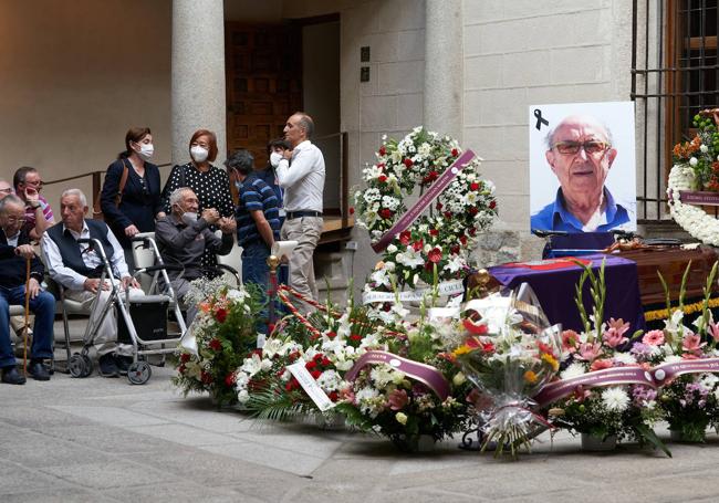 Capilla ardiente de Julio Jiménez, en junio de 2022.