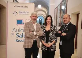 Los doctores Baltasar Pérez Saborido, Petra Friedova y Alejandro Costa.