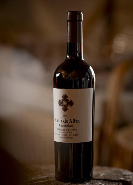 Botella de Cruz de Alba.