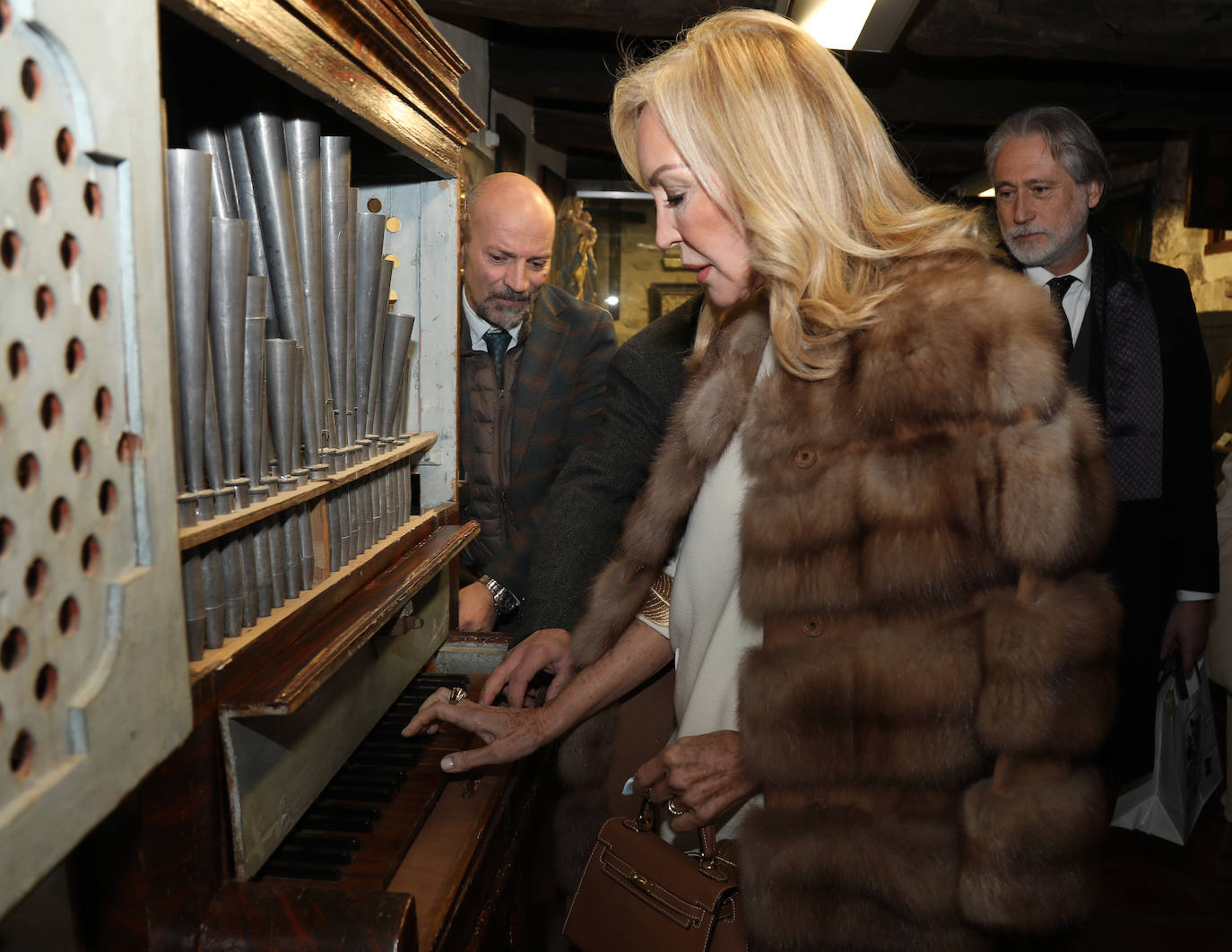 Carmen Lomana, madrina en Carrión