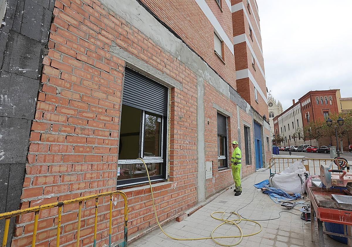Obras de mejora de la eficiencia energética y accesibilidad en el centro social de Puentecillas