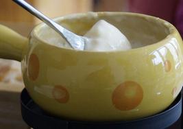 Fondue de quesos lista para degustar.