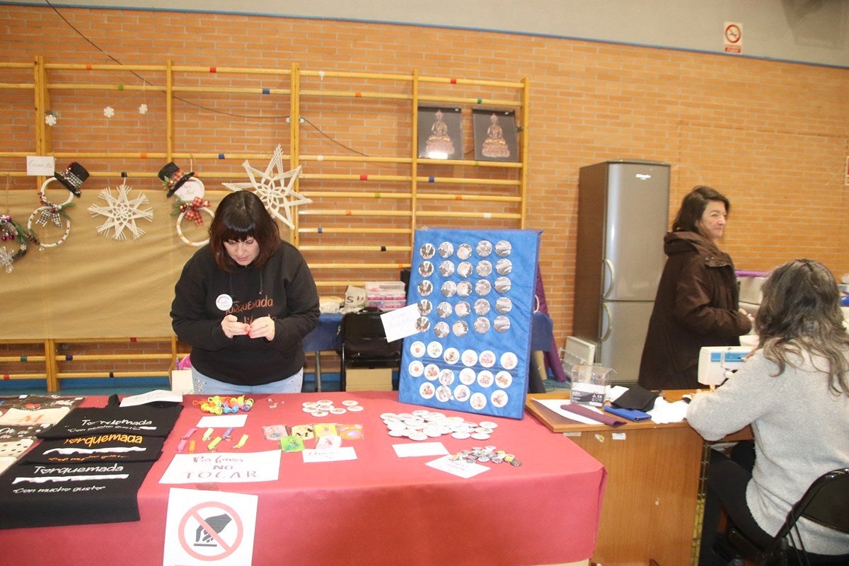 XI Mercadillo Solidario en Torquemada