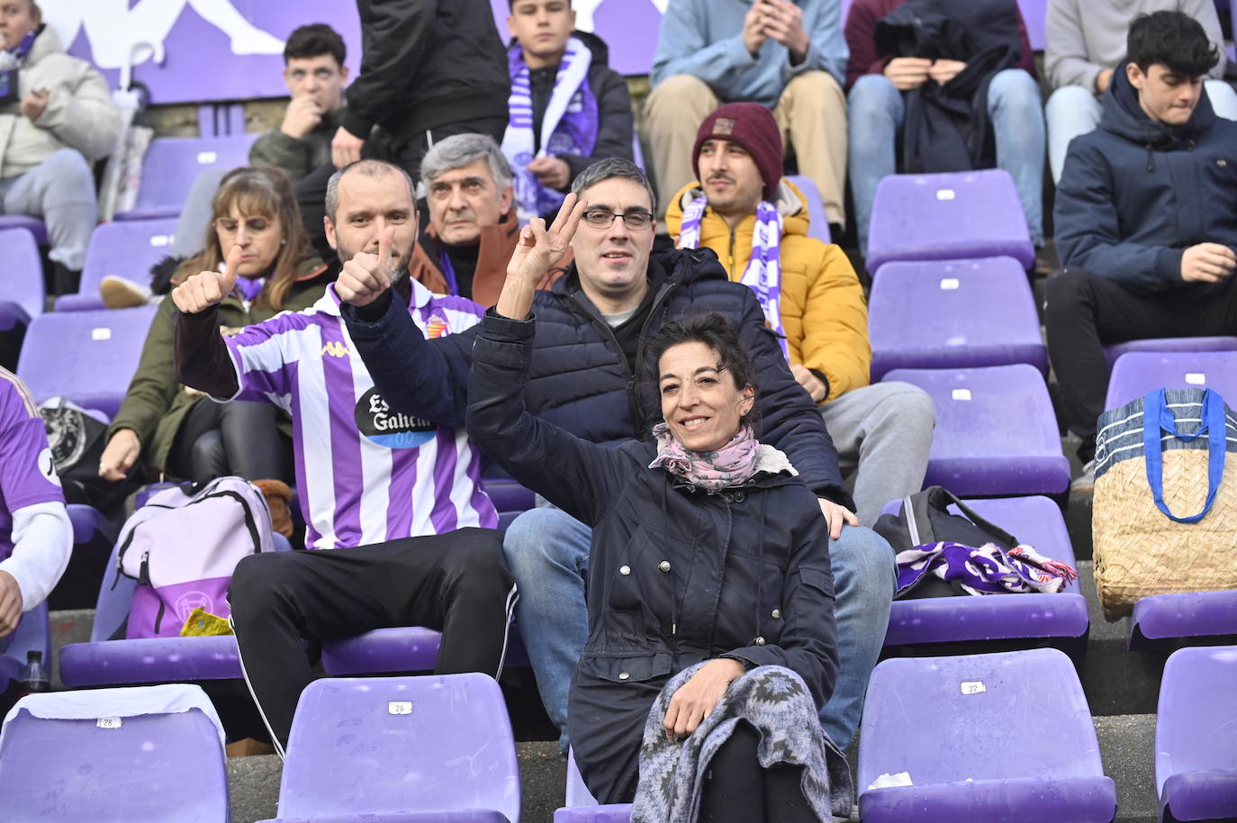 Búscate en las gradas del estadio José Zorrilla (1/4)