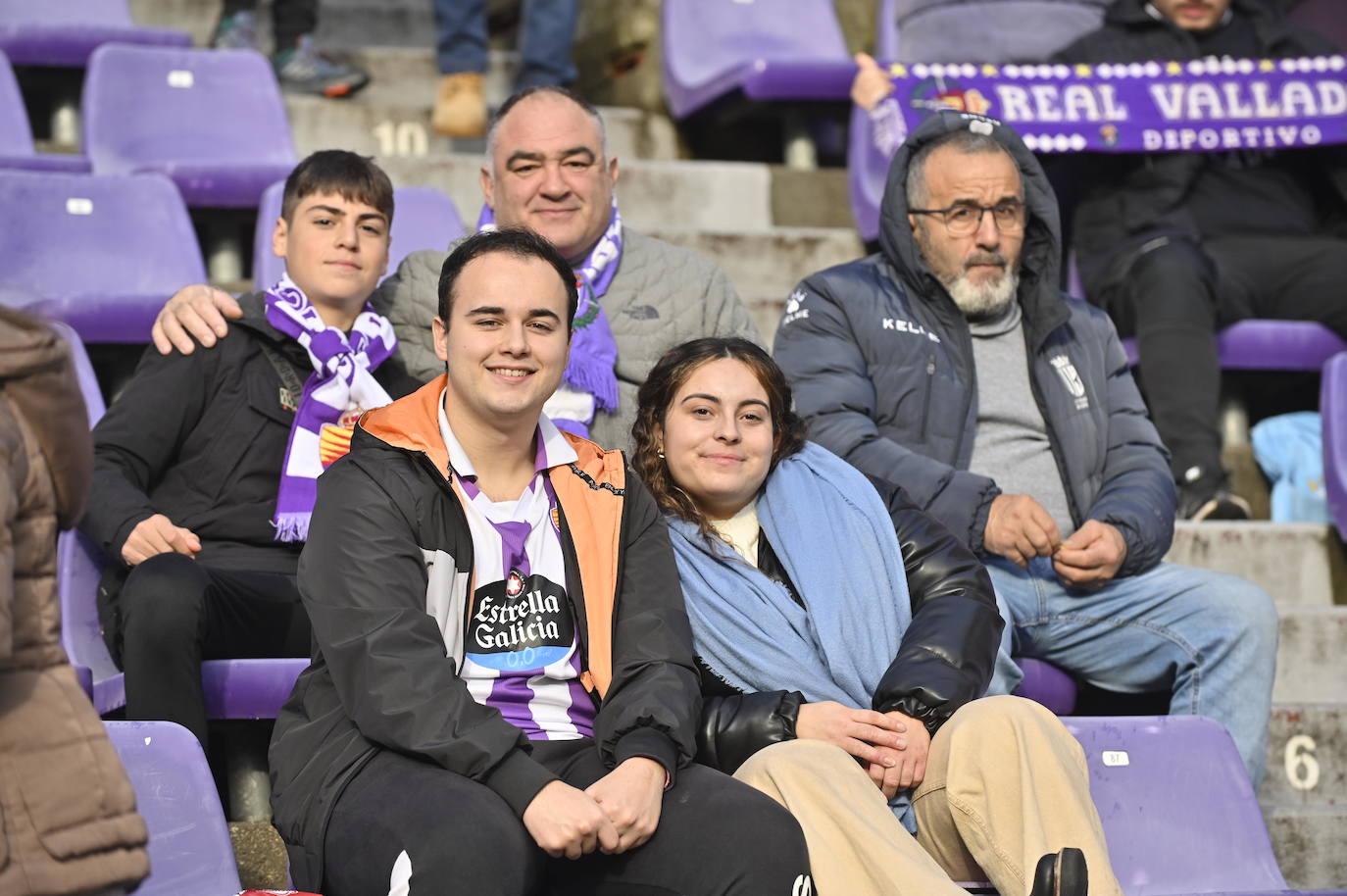 Búscate en las gradas del estadio José Zorrilla (2/4)