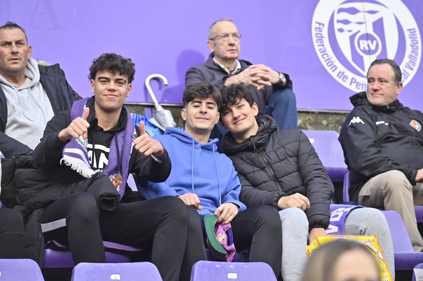 Búscate en las gradas del estadio José Zorrilla (1/4)