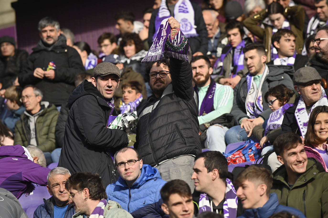 Búscate en las gradas del estadio José Zorrilla (3/4)