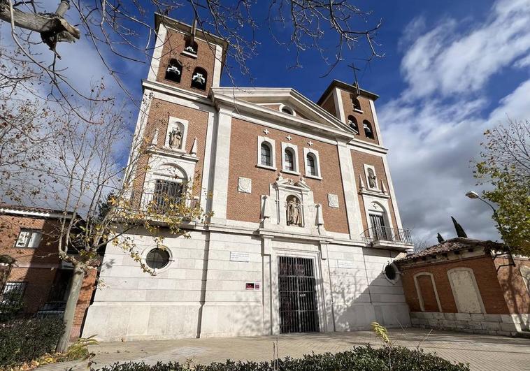 El exterior del Santuario de Nuestra Señora del Carmen de Extramuros