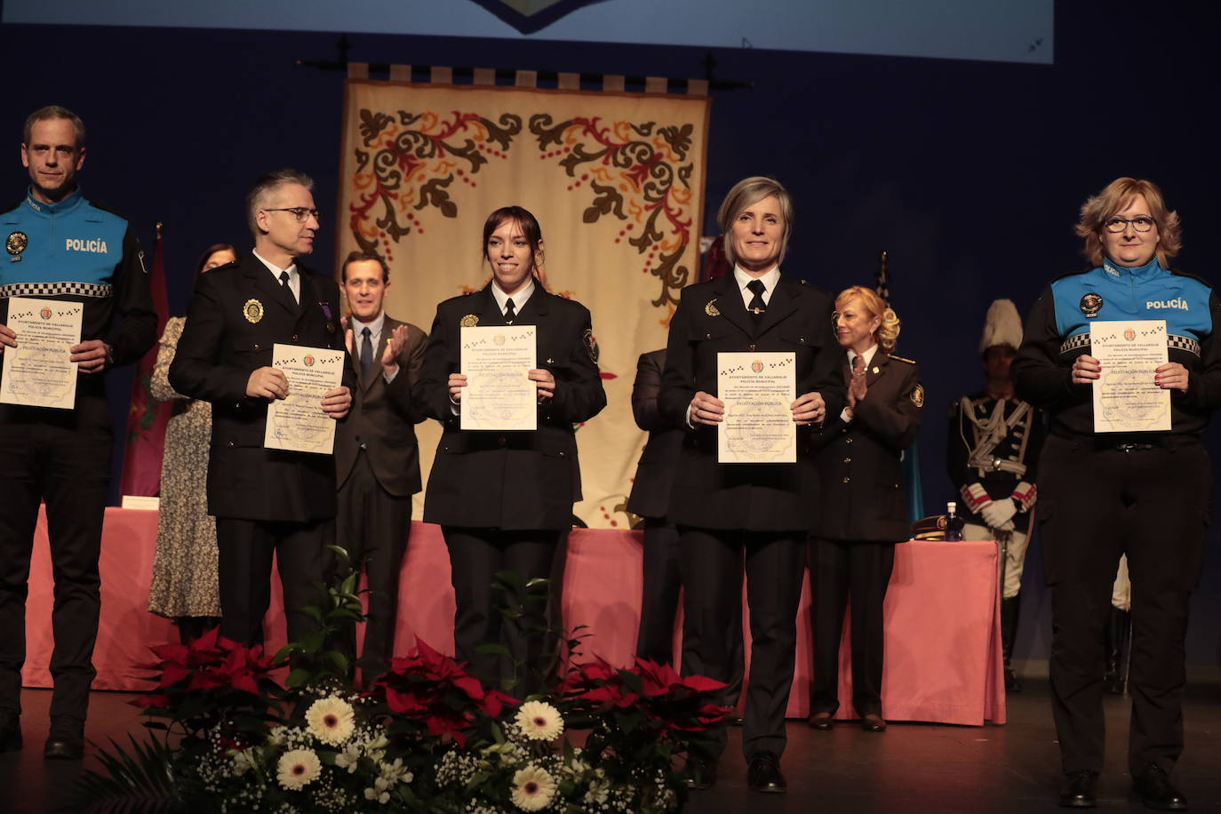 Las imágenes del acto por el Día de la Policía Municipal de Valladolid (1/2)