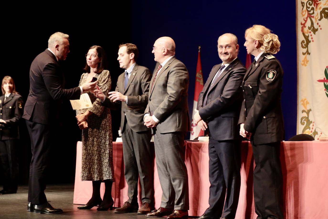 Las imágenes del acto por el Día de la Policía Municipal de Valladolid (2/2)