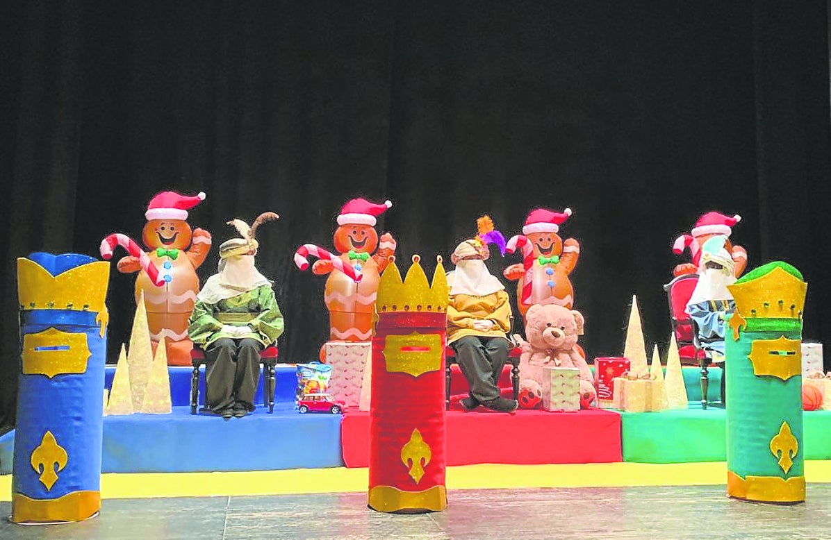 Recibimiento de los Reyes Magos de Oriente.