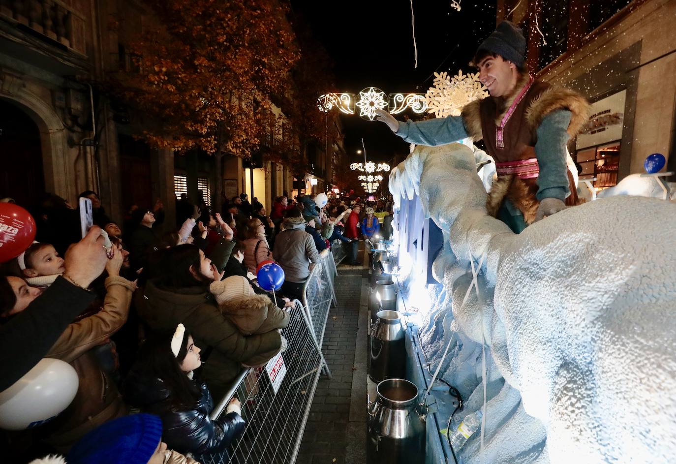 La cabalgata de Papá Noel, en imágenes (2/3)