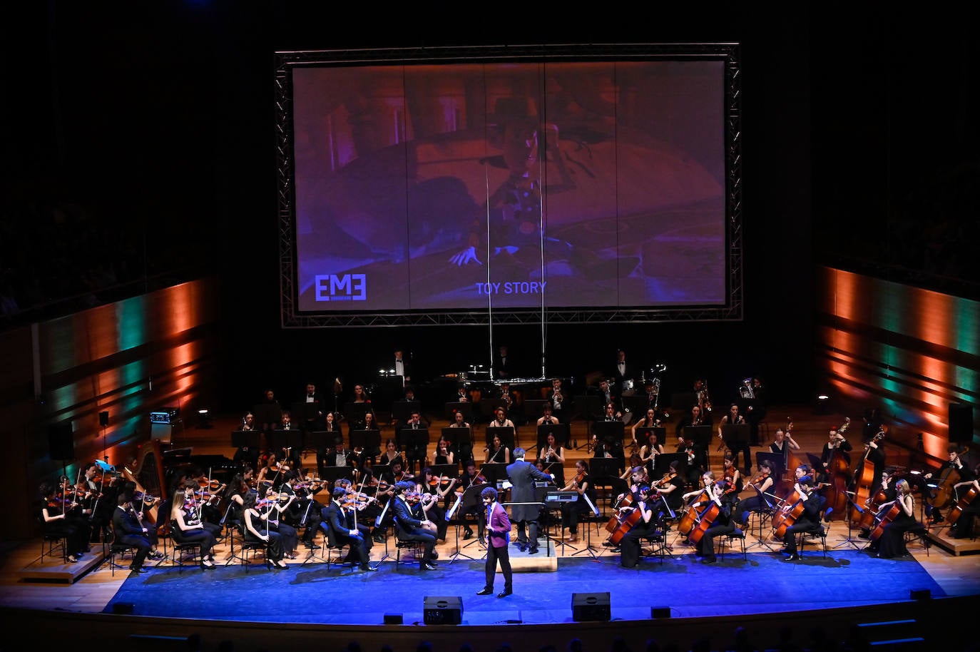 Las imágenes del concierto de la JOSVA en el Miguel Delibes