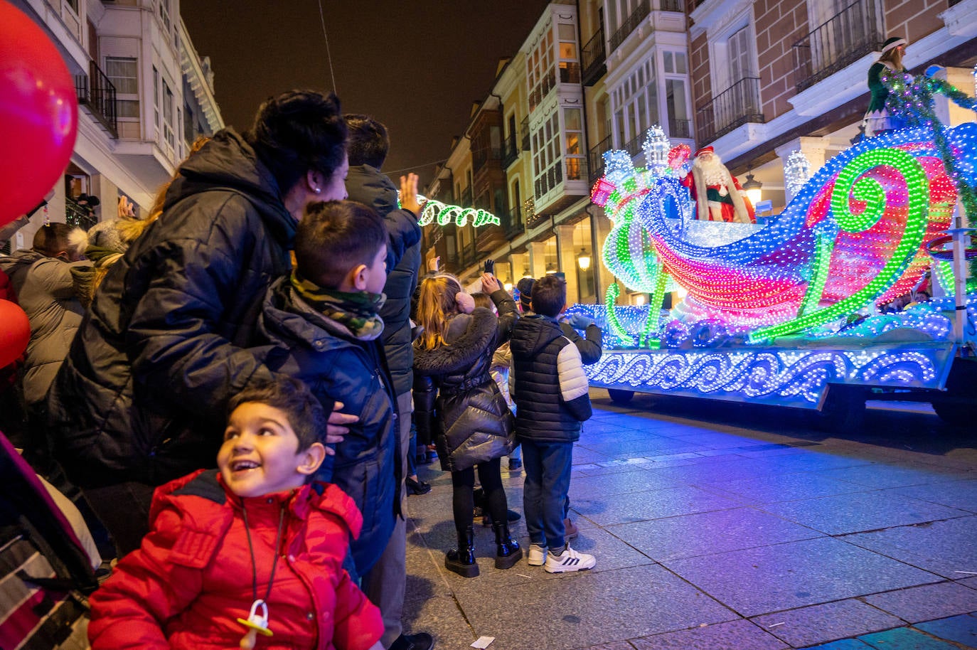 Papá Noel llena las calles de Palencia