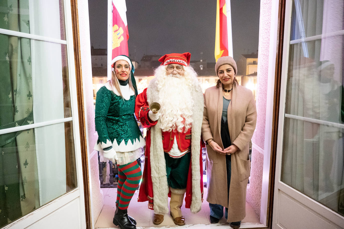 Papá Noel llena las calles de Palencia