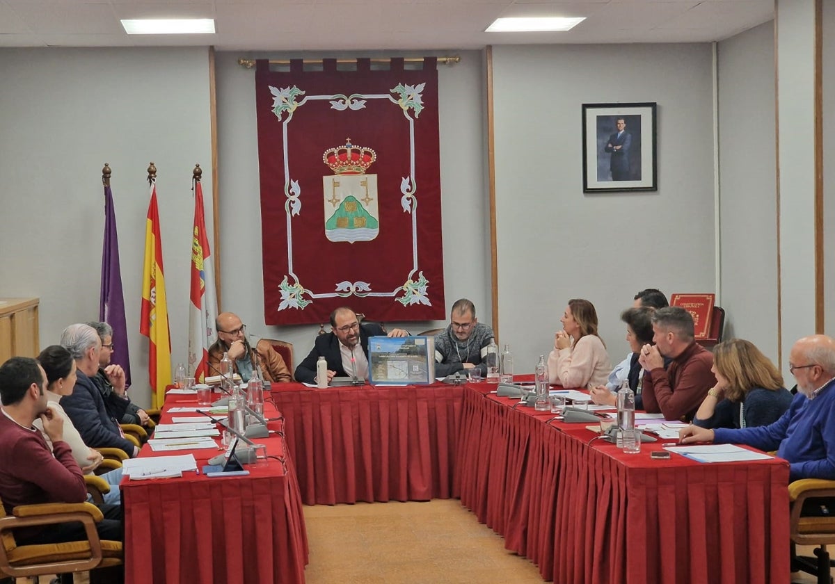 Pleno en el Ayuntamiento de Tordesillas.