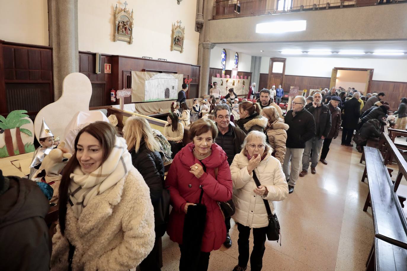 Belén viviente en el Colegio de Nuestra Señora de Lourdes en Valladolid