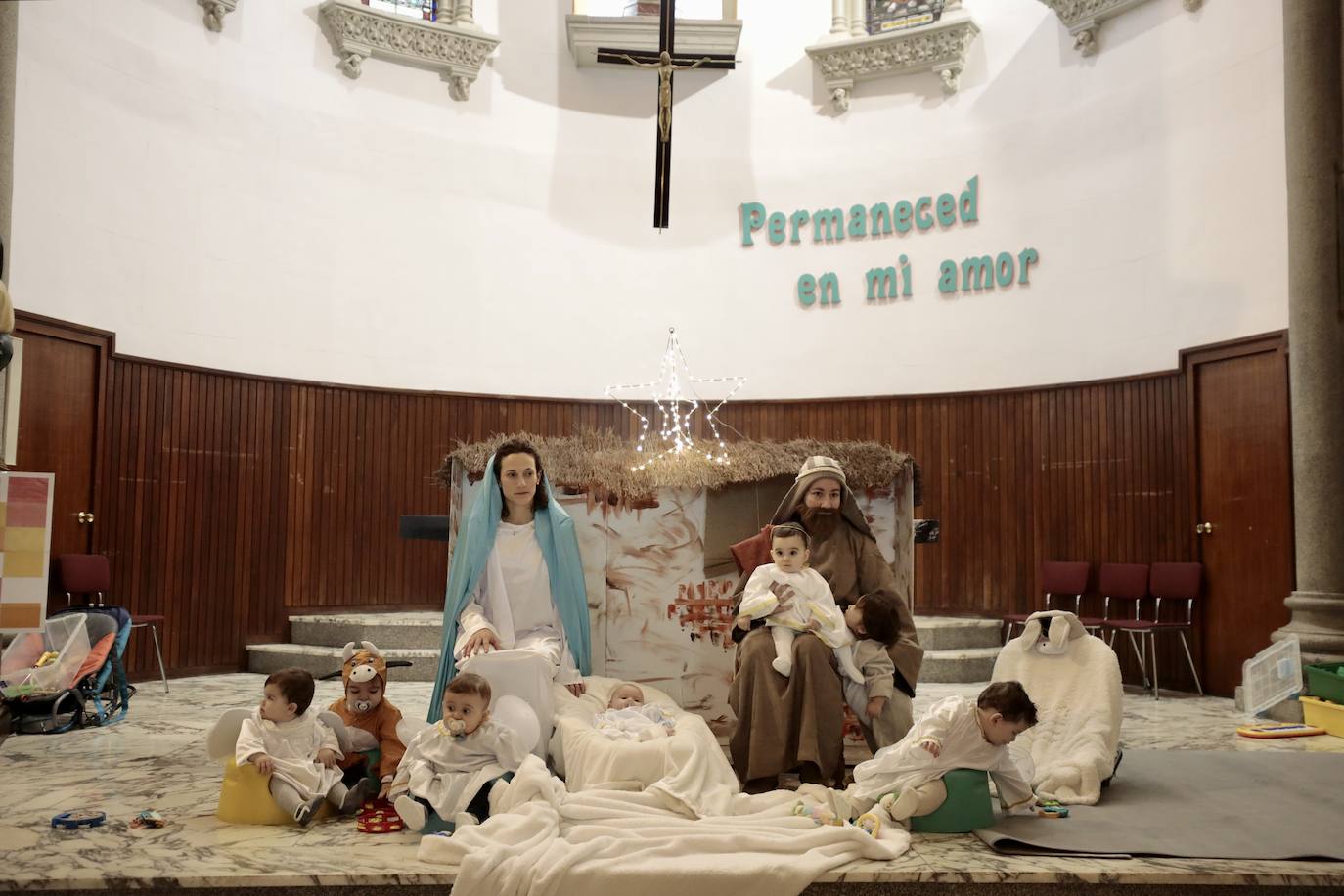 Belén viviente en el Colegio de Nuestra Señora de Lourdes en Valladolid