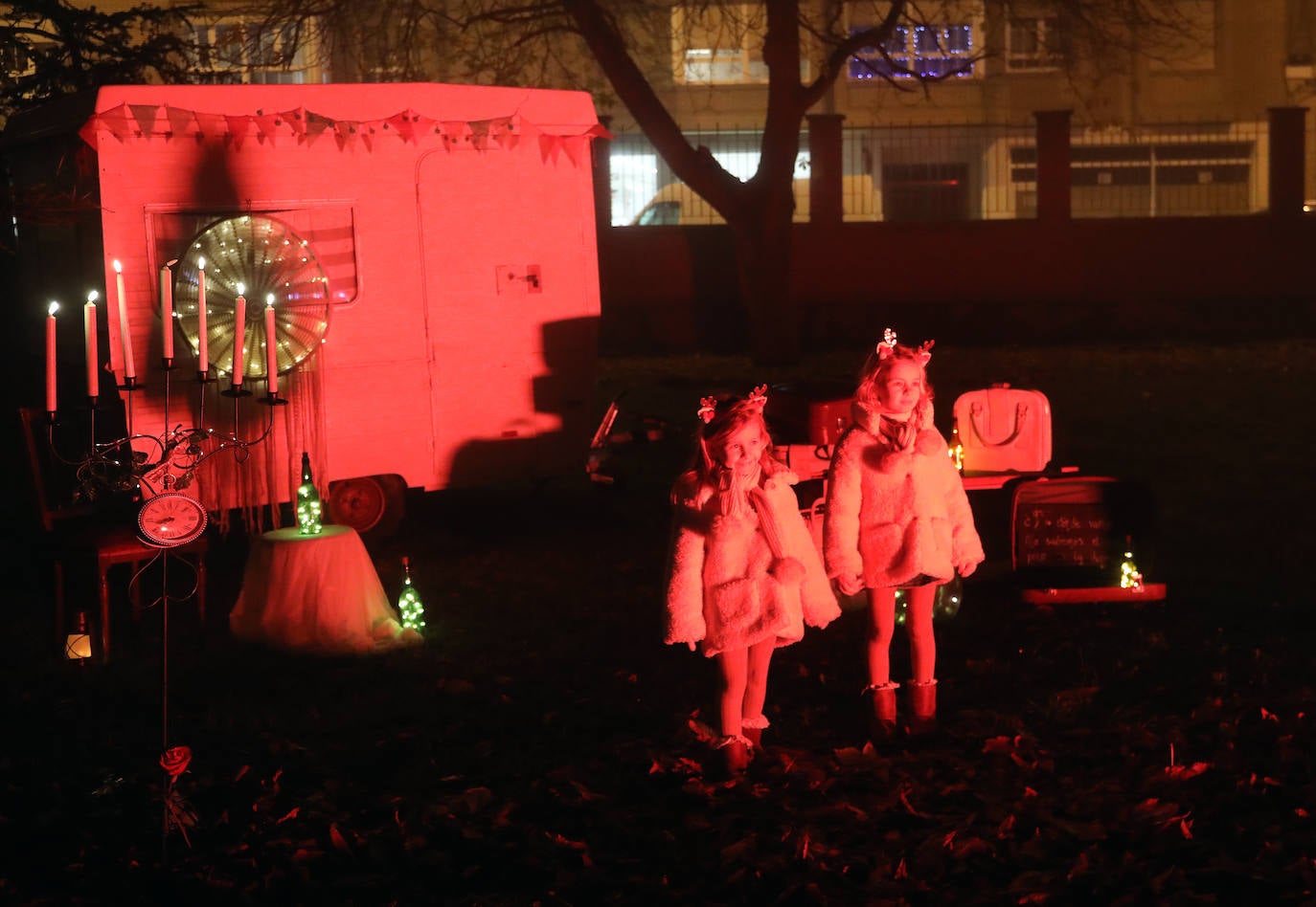 El bosque mágico llena de luz y fantasía la Navidad palentina