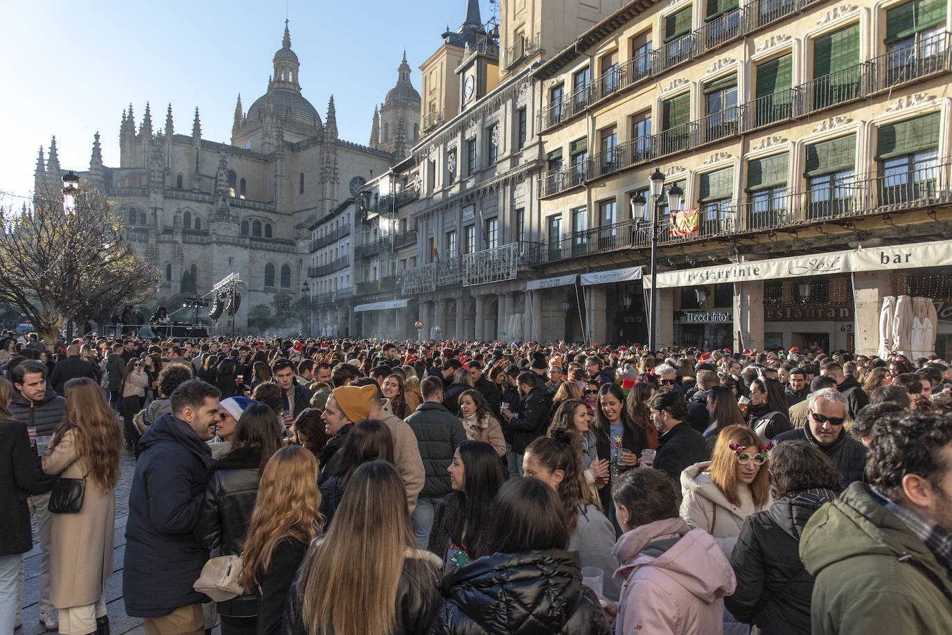 Tardebuena multitudinaria y sin incidencias (2 de 2)