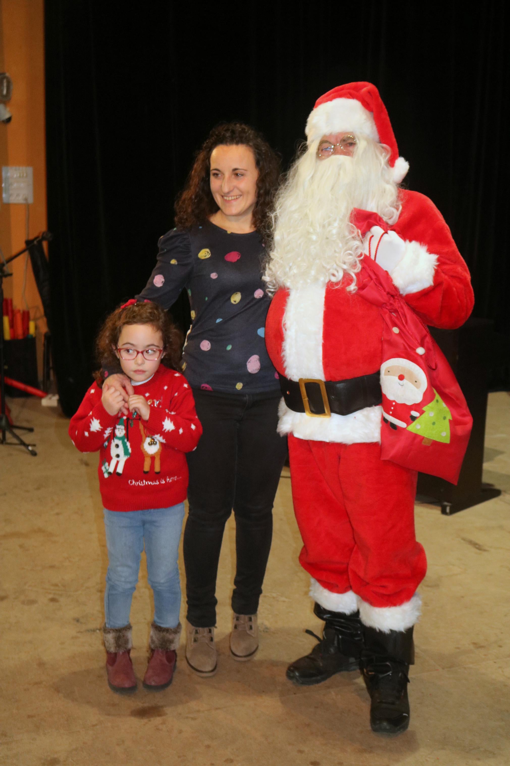 Papá Noel reparte ilusiones en Baltanás