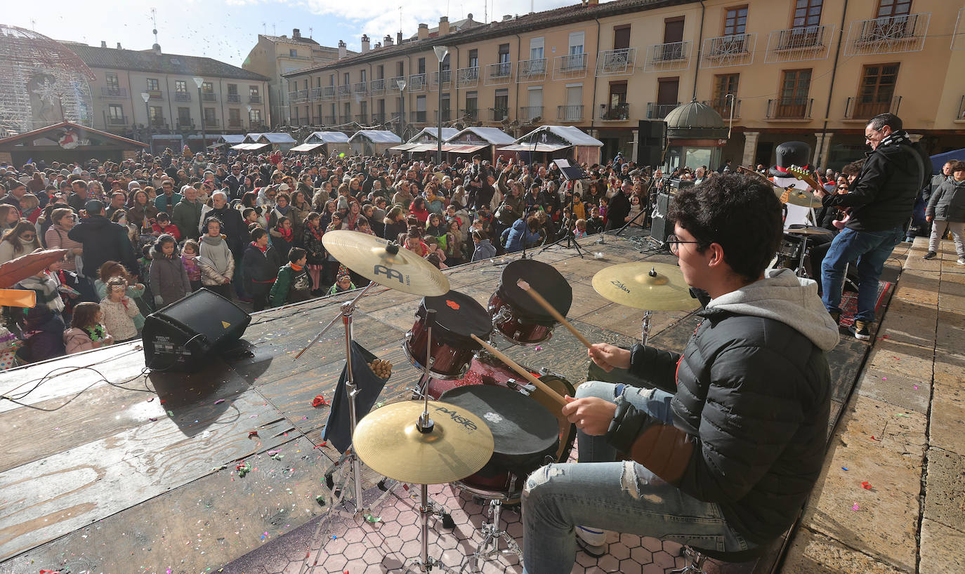 Los niños adelantan la Nochevieja en Palencia