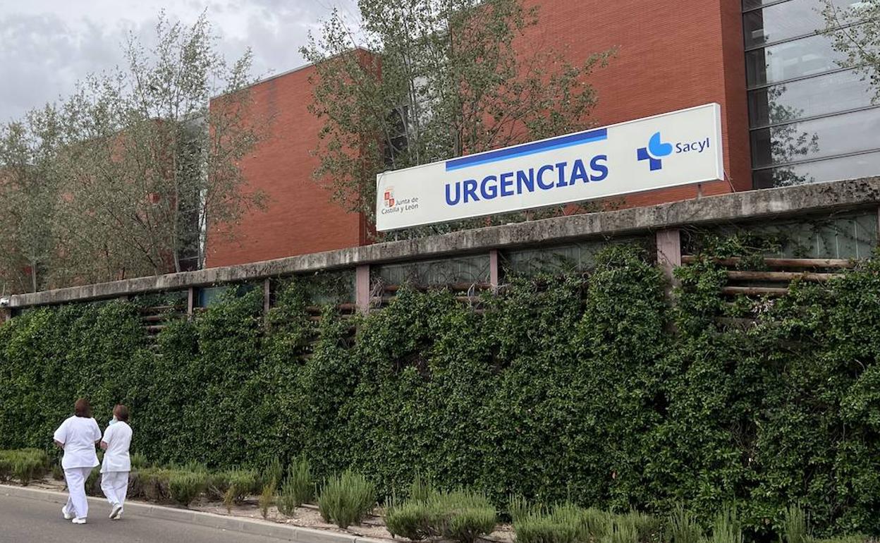 Entrada de Urgencias del Hospital Río Hortega. 