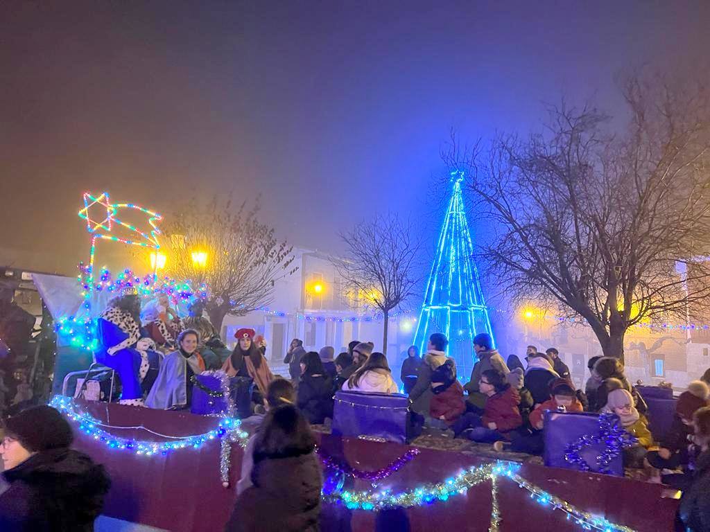 Fotos: Los Reyes Magos llenan de ilusión la provincia de Palencia