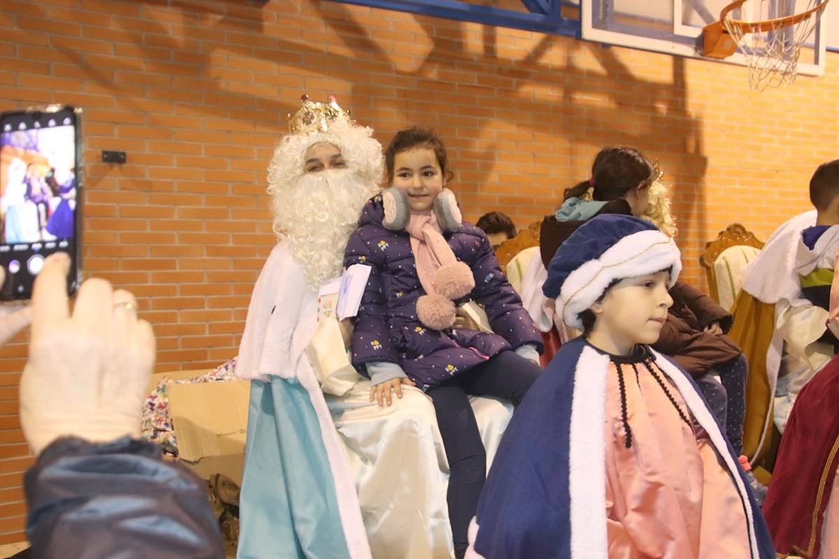 Fotos: Los Reyes Magos llenan de ilusión la provincia de Palencia