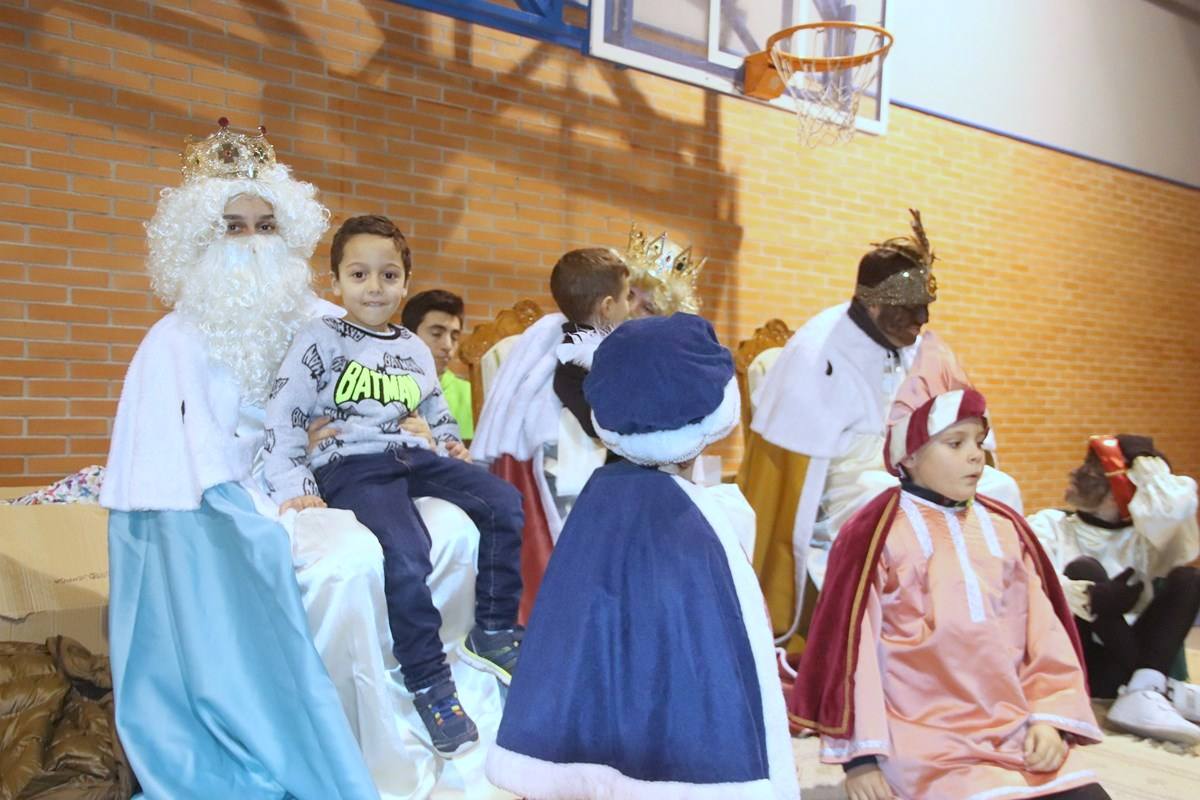 Fotos: Los Reyes Magos llenan de ilusión la provincia de Palencia