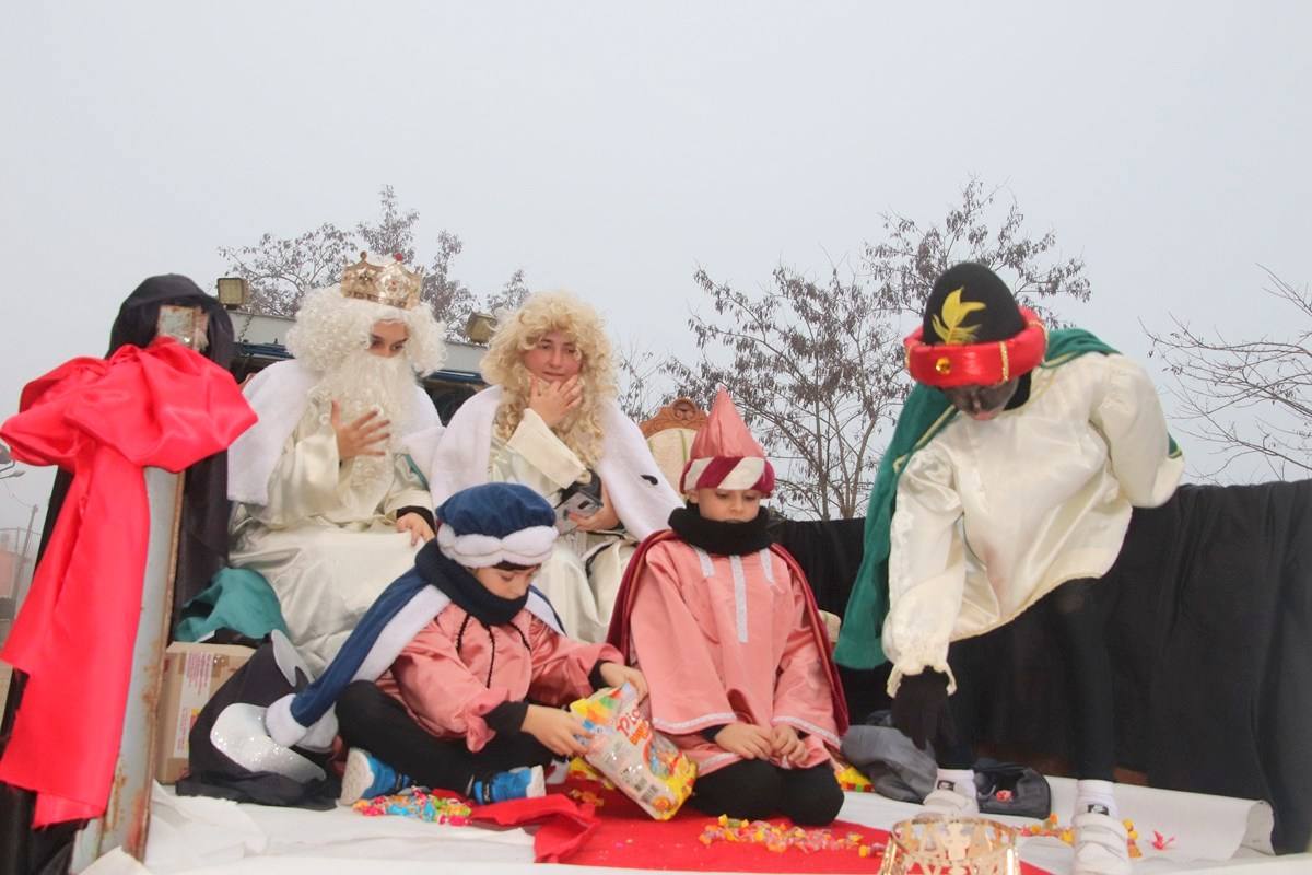 Fotos: Los Reyes Magos llenan de ilusión la provincia de Palencia