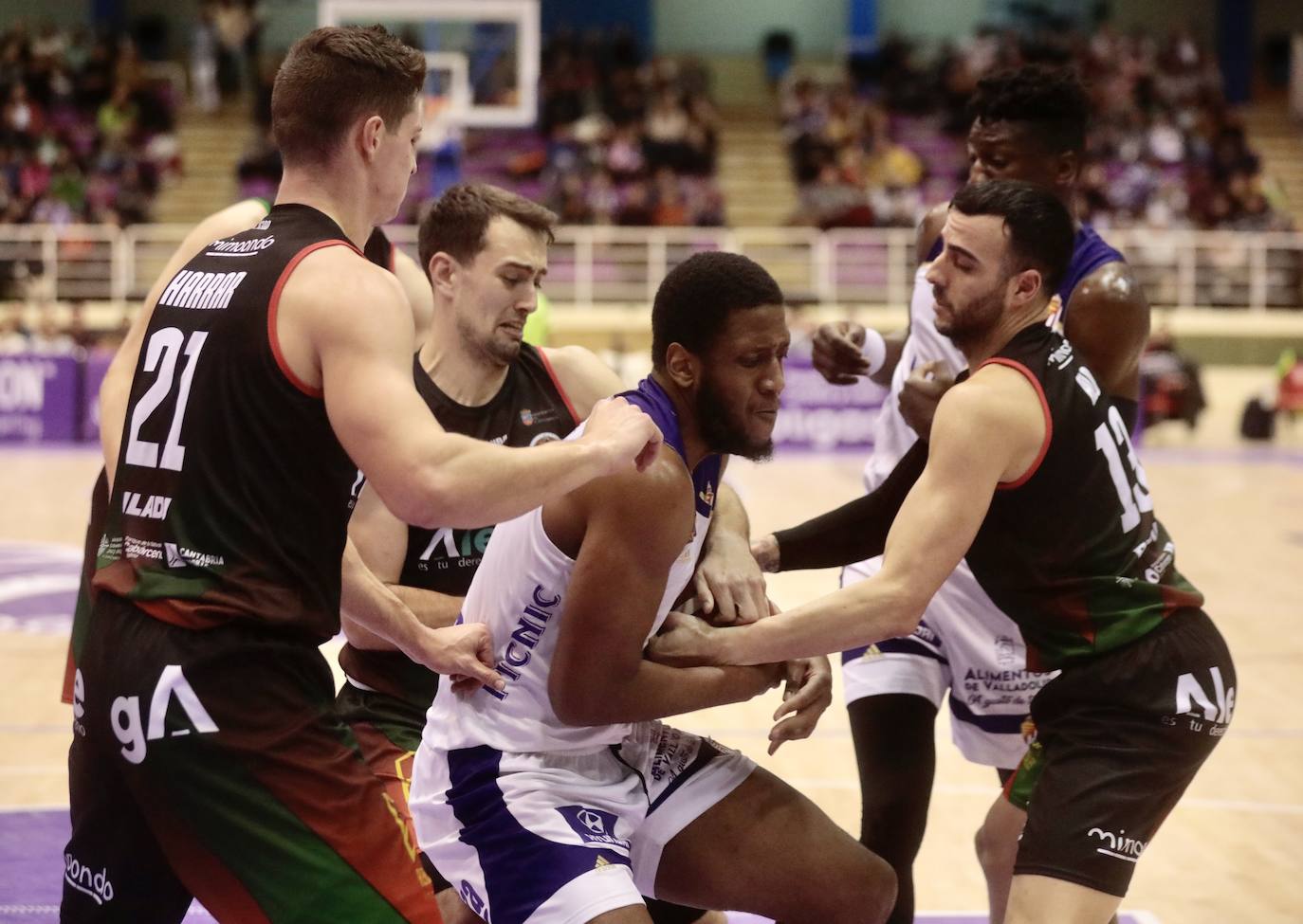 Fotos: El partido del Pucela Basket, en imágenes