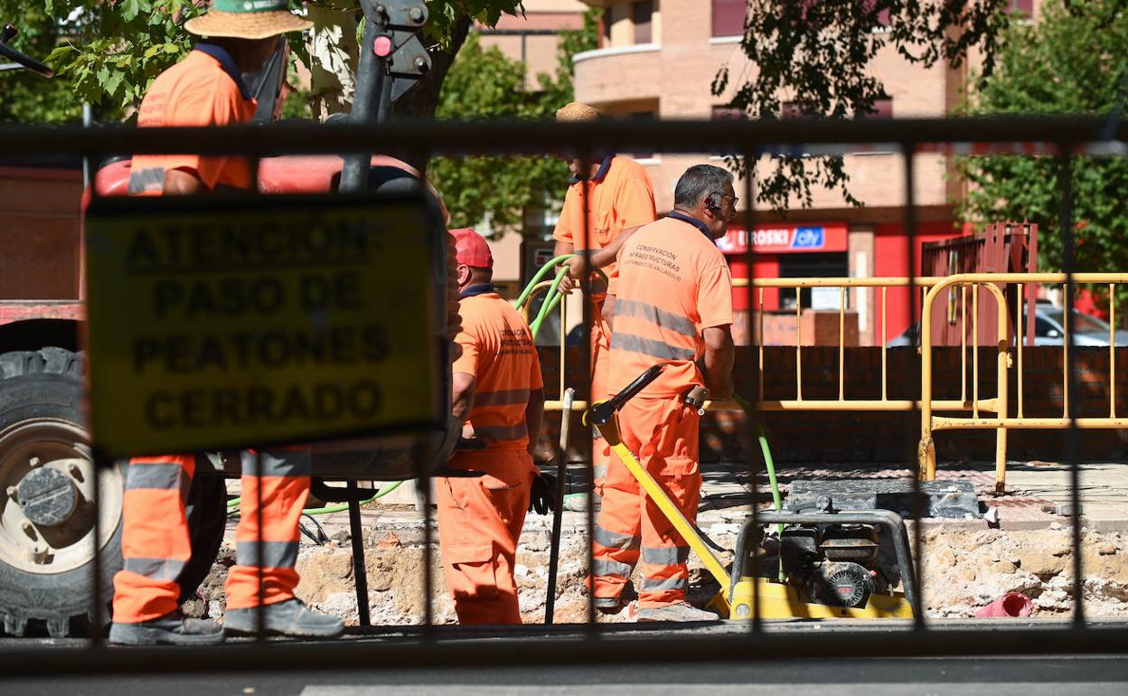Tráfico en Valladolid: La calle Aaiún, cortada hasta febrero por la renovación de la red de abastecimiento