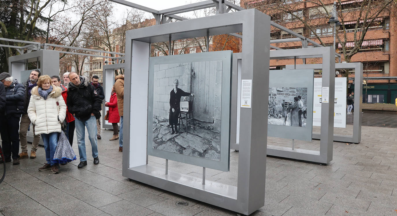 Fotos: 50 fotografías con historia acampan en el Salón en Palencia