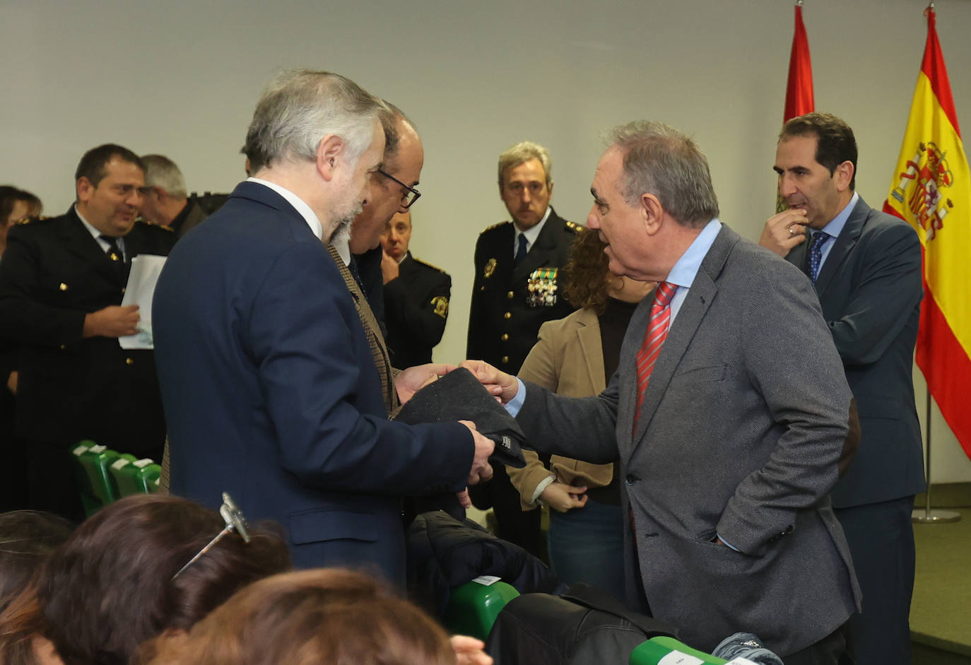 Acto para celebrar los 199 años de historia de la Policía Nacional de Palencia, este viernes.