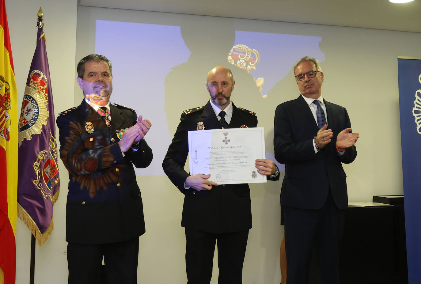 Acto para celebrar los 199 años de historia de la Policía Nacional de Palencia, este viernes.