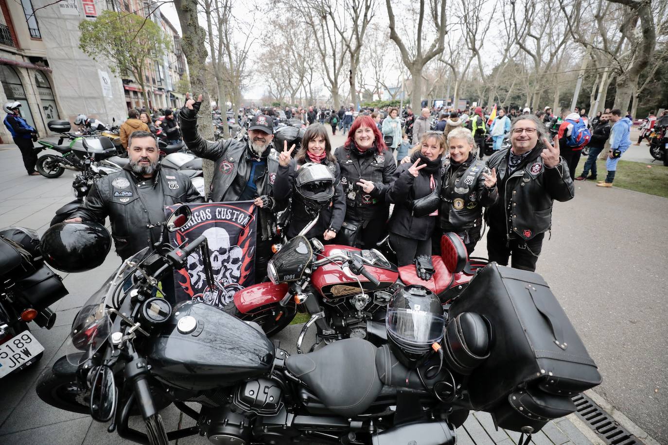 Fotos: Desfile de banderas en Pingüinos 2023 (3/4)