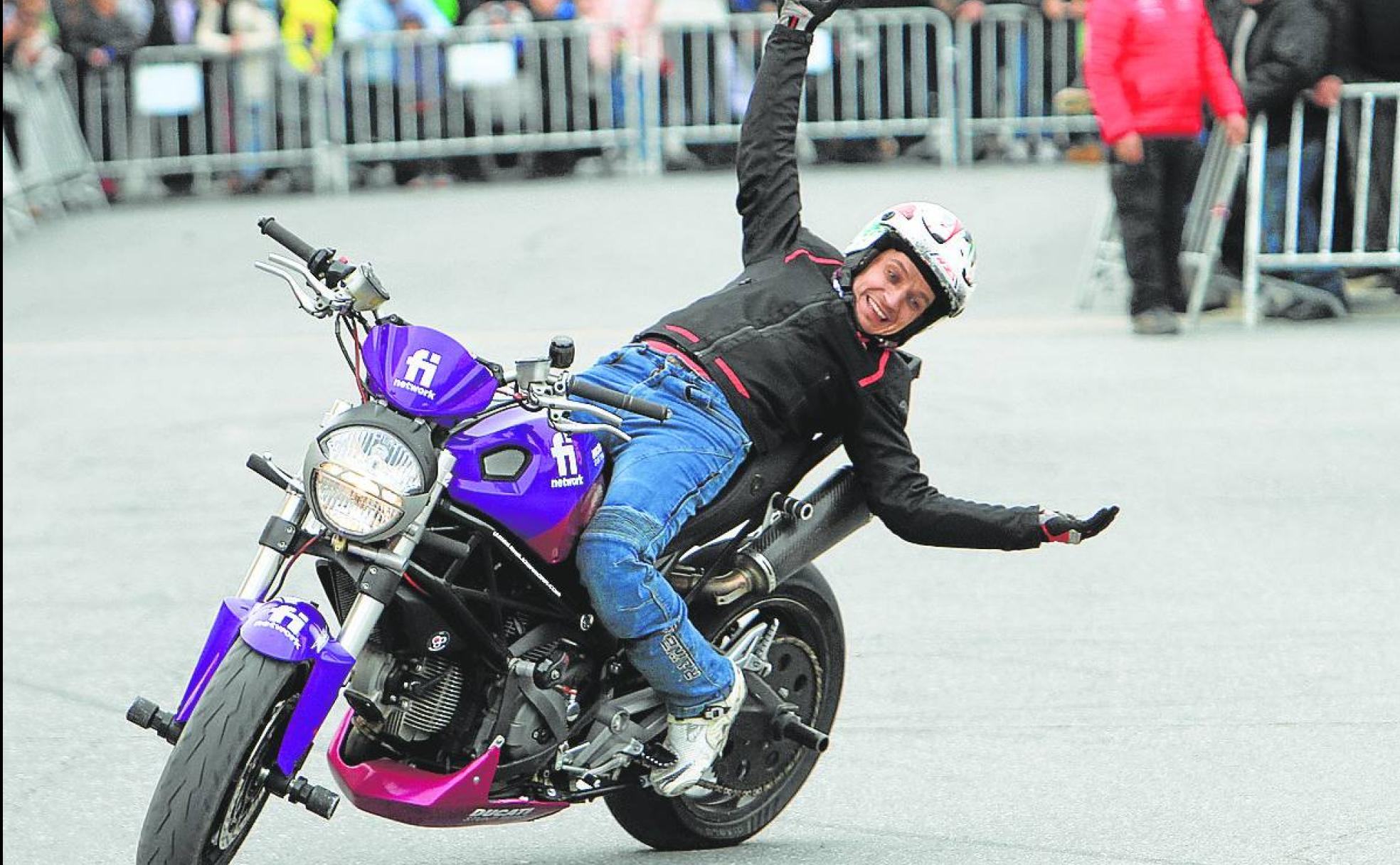 Exhibición de stunt, a cargo de Emilio Zamora, el sábado en Cantalejo. 