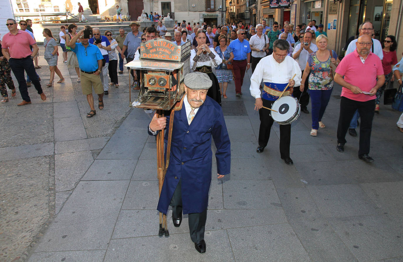 Fallece Ángel Román, el Minutero de Segovia. 