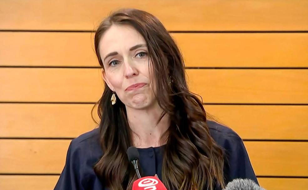 La renuncia de Jacinda Ardern: ¿líder «honesta» o «jovencita débil»?