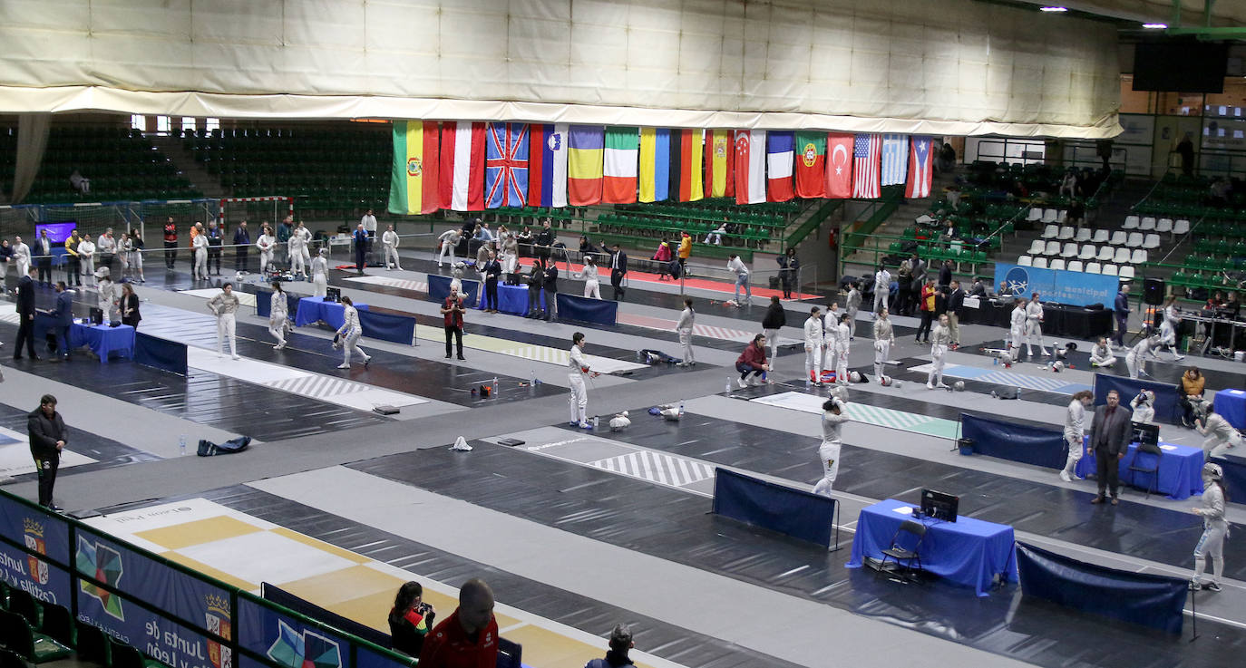 Copa del mundo de sable femenino en Segovia. 