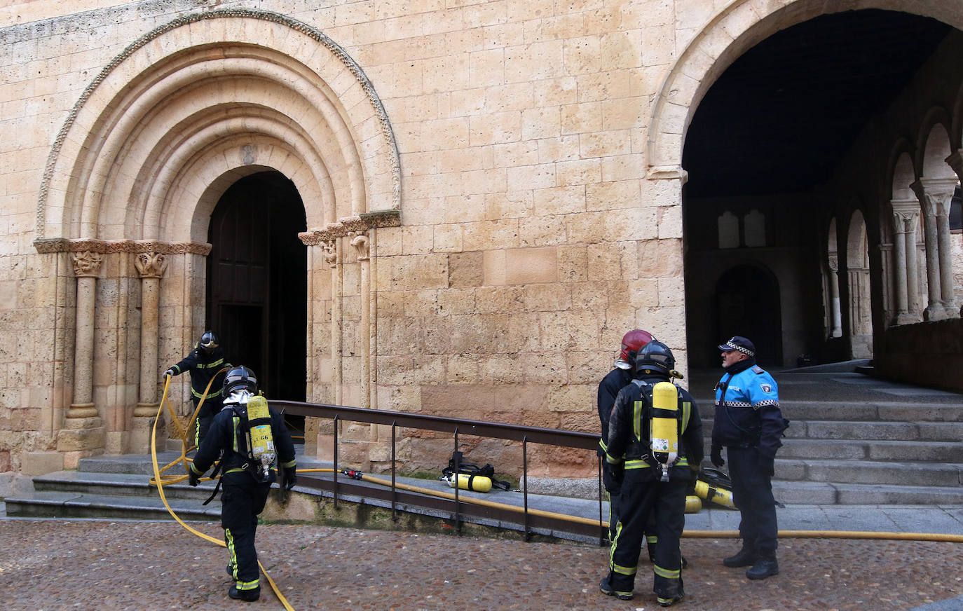 Incendio en la iglesia de la Trinidad. 