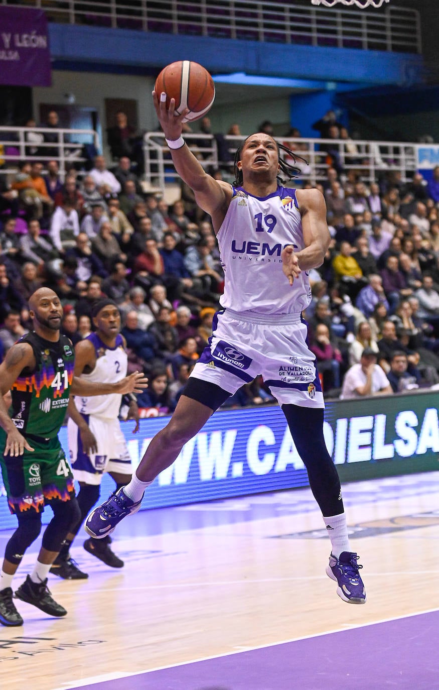 Fotos: Real Valladolid 90-86 Cáceres Patrimonio de la Humanidad