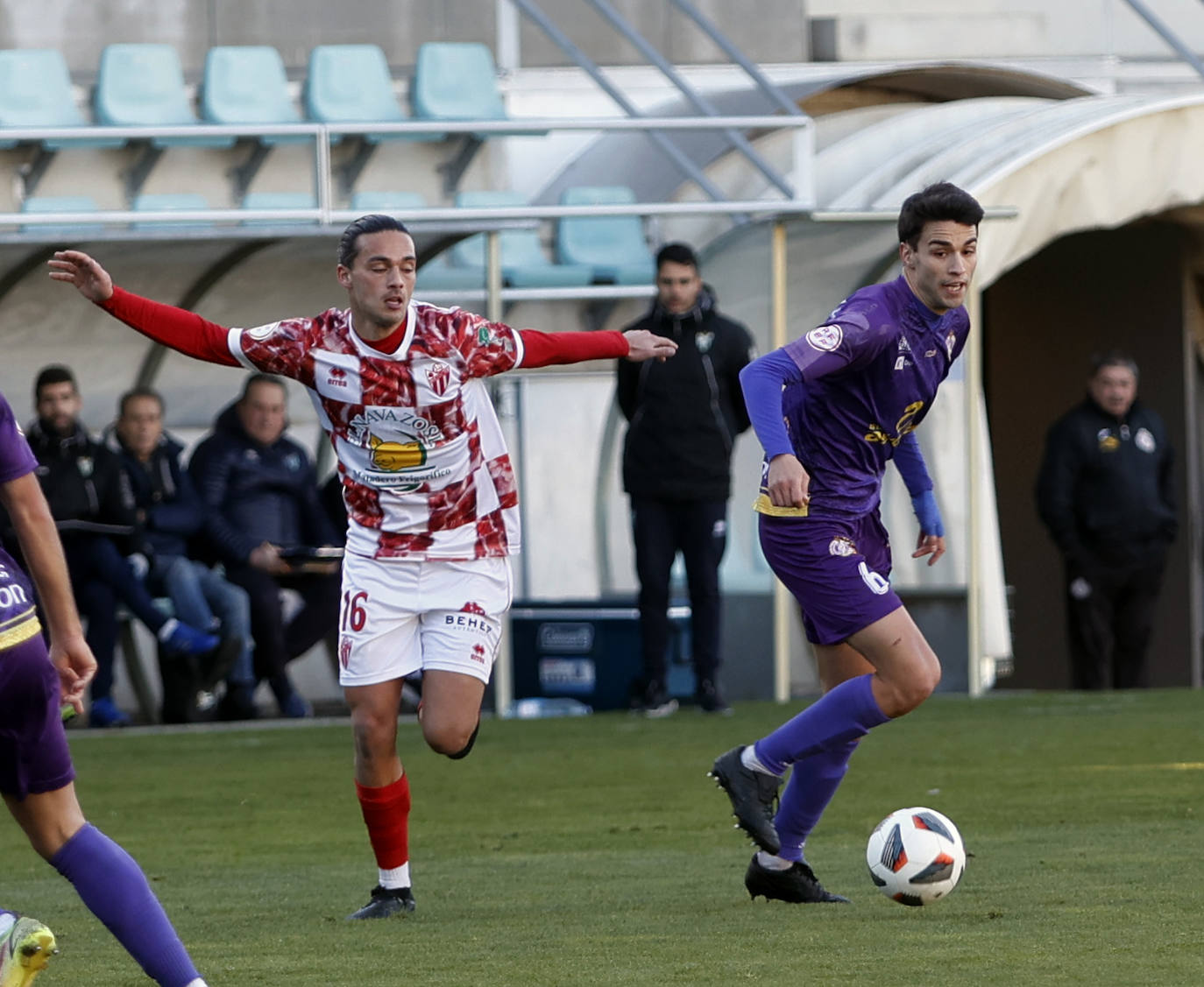 El equipo morado se mete en la lucha por el 'play-off' de ascenso a Primera RFEF