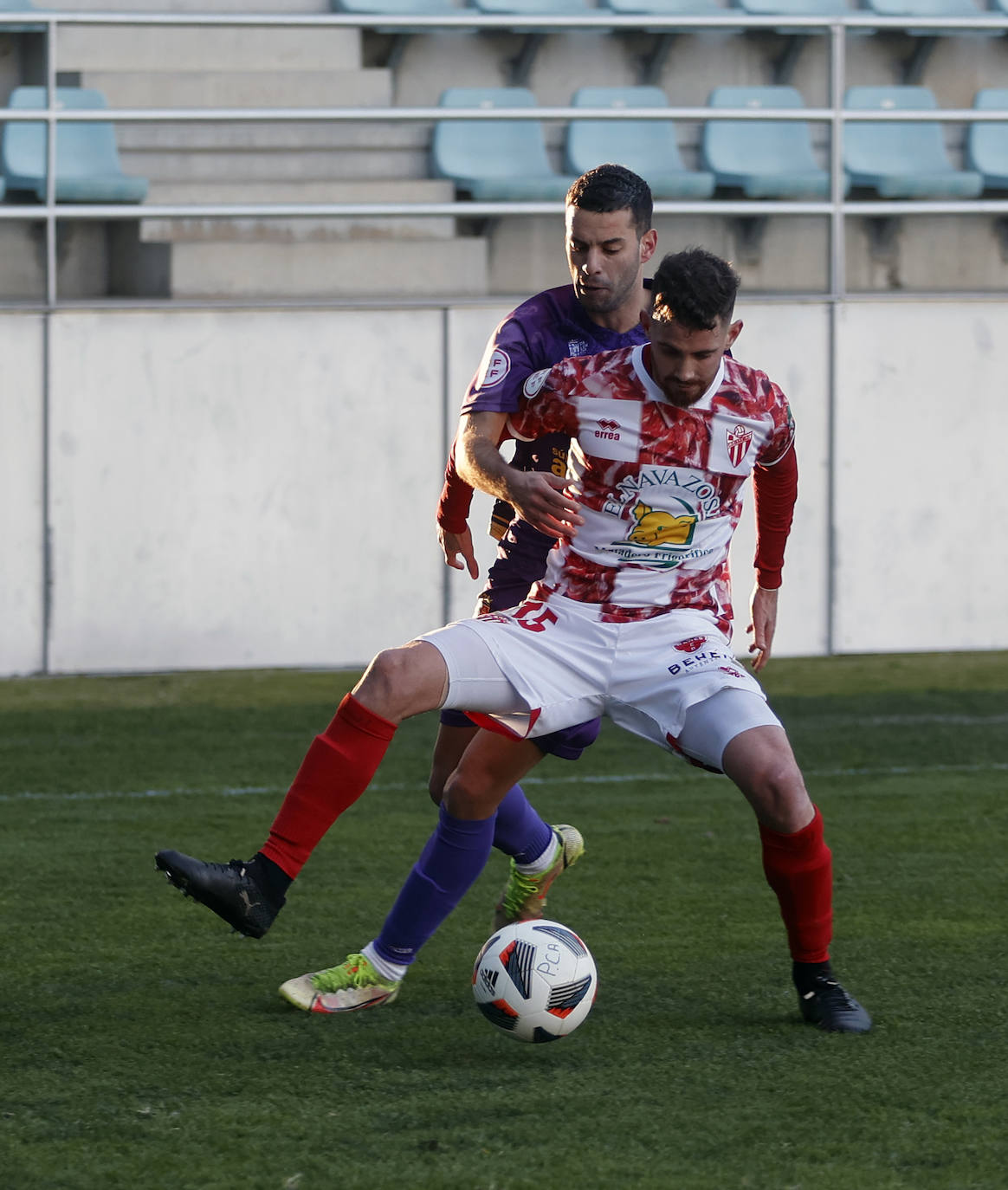 El equipo morado se mete en la lucha por el 'play-off' de ascenso a Primera RFEF