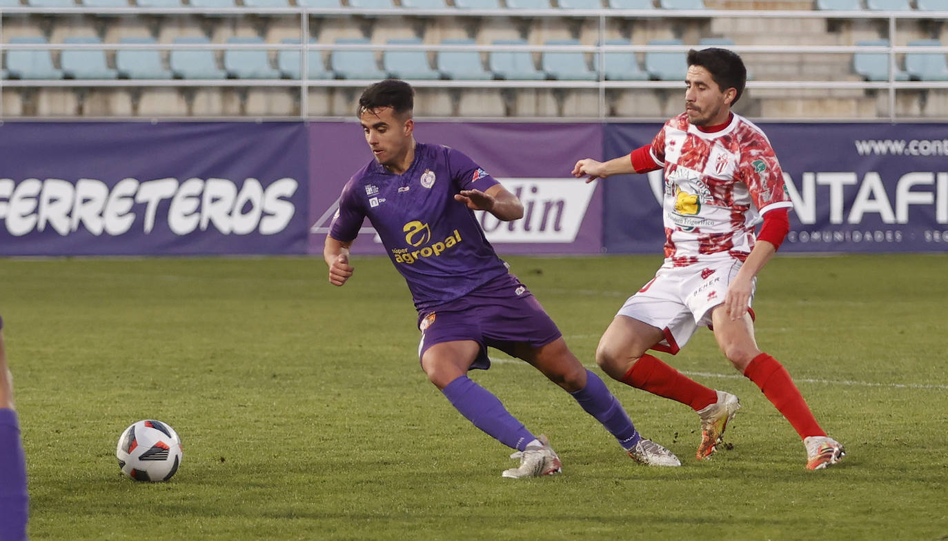 El equipo morado se mete en la lucha por el 'play-off' de ascenso a Primera RFEF