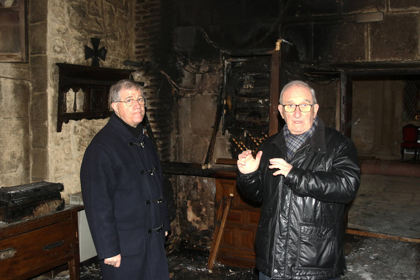 Estado de la iglesia de la Trinidad tras el incendio. 