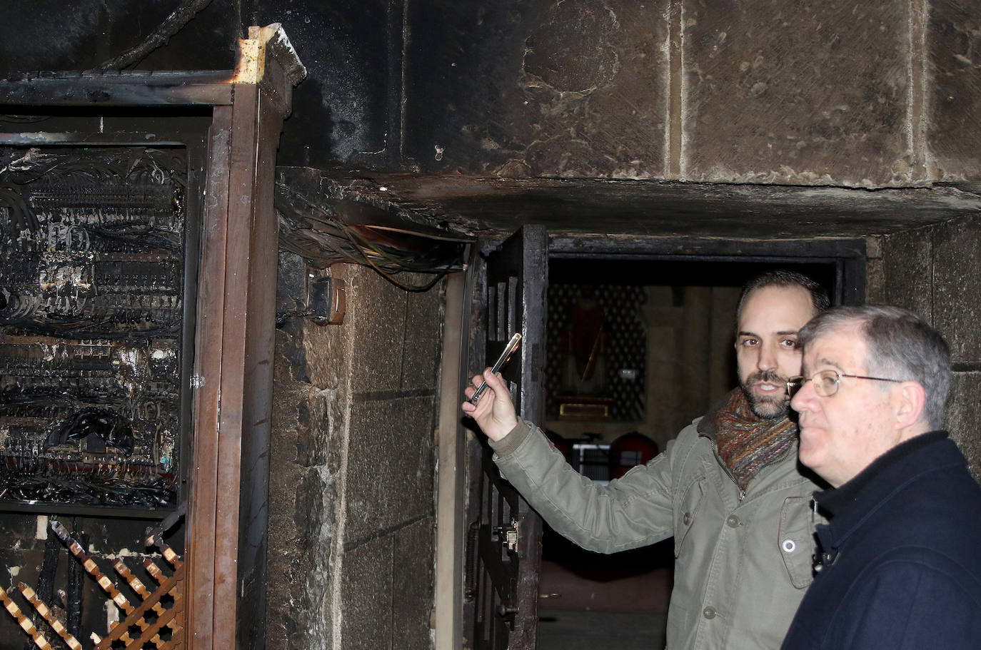 Estado de la iglesia de la Trinidad tras el incendio. 