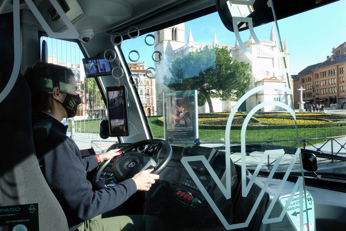 Fotos: Presentación de los nuevos autobuses eléctricos de Valladolid